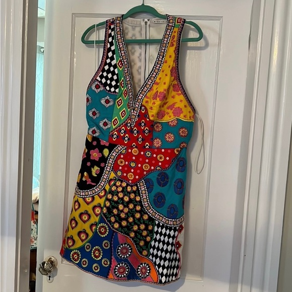 Alice + Olivia Tennie Patchwork Embellished Embroidered Dress
Size 12 - Picture 2 of 7